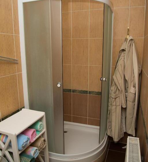 اتاق راحتی, Vvp Club