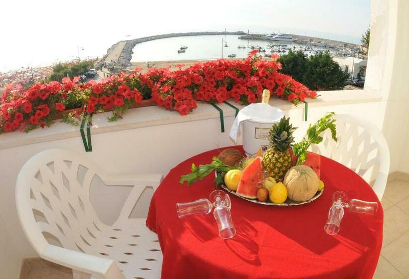 اتاق استاندارد سه نفره, Morcavallo Hotel & Wellness