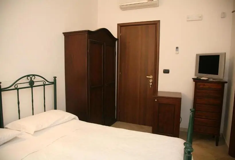 エコノミールーム, Residence Angelica