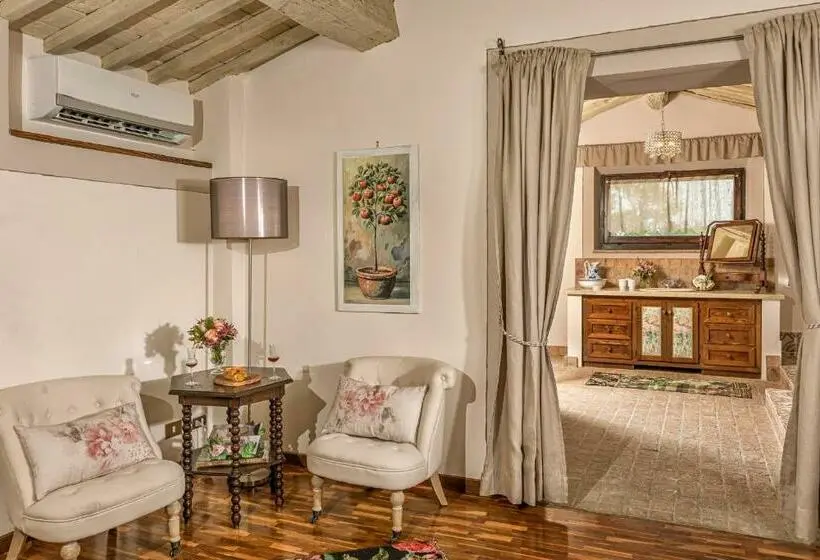 سوییت, Relais Ortaglia
