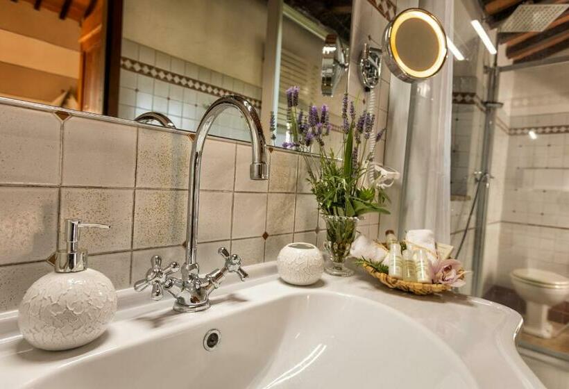 اتاق استاندارد, Relais Ortaglia