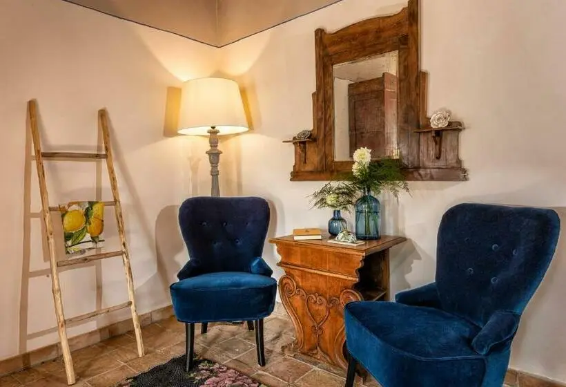 اتاق استاندارد, Relais Ortaglia