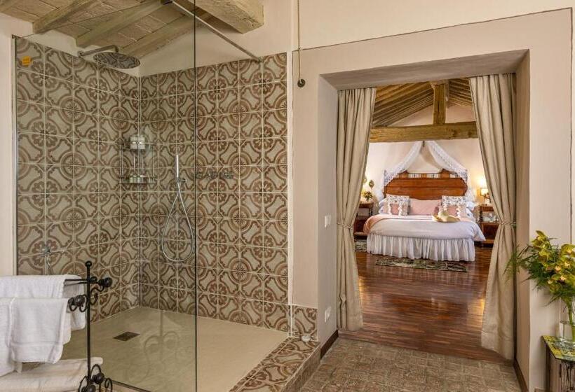 سوییت, Relais Ortaglia