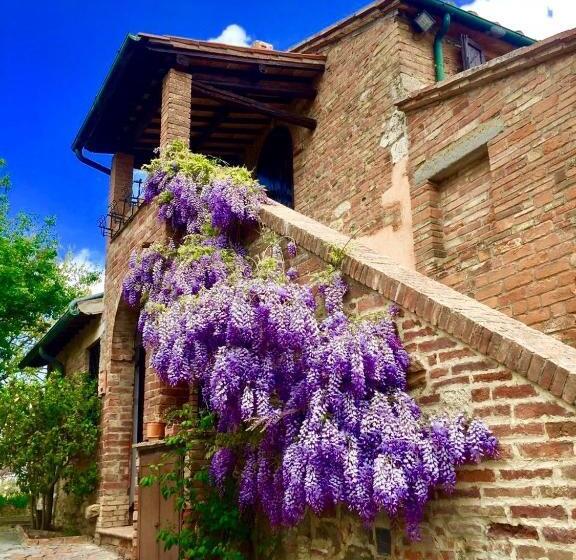 سوییت جونیور با بالکن, Relais Ortaglia
