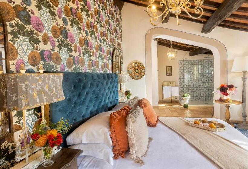 سوییت جونیور با بالکن, Relais Ortaglia