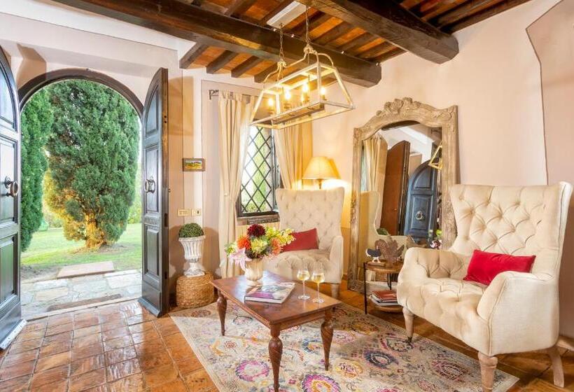 سوییت جونیور با بالکن, Relais Ortaglia