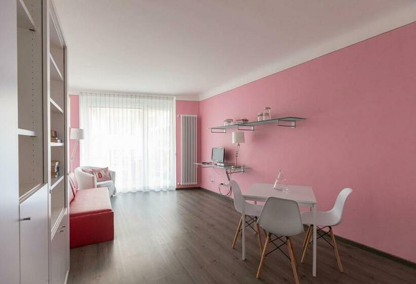 Апартаменты 1 Спальня, Stresa Residence