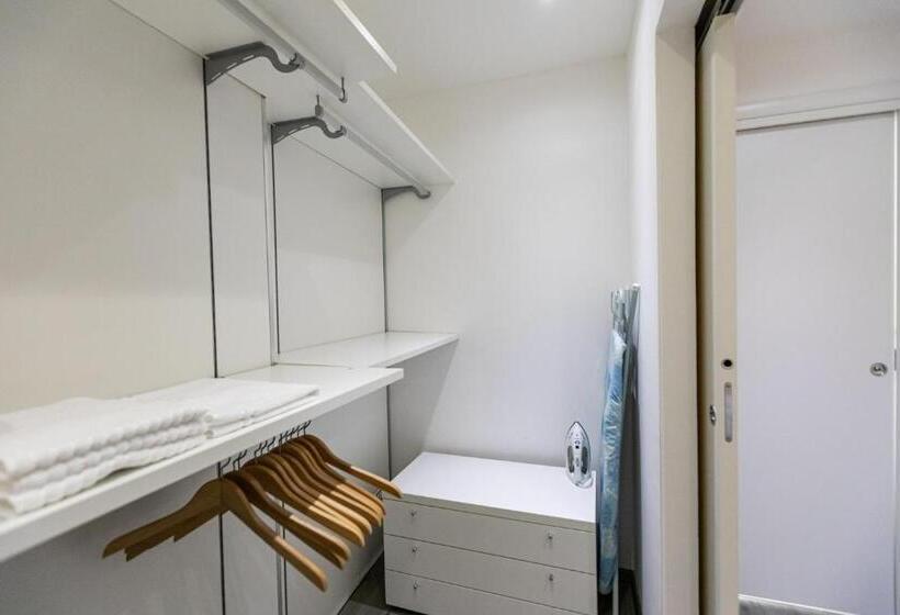 Апартаменты 1 Спальня, Stresa Residence