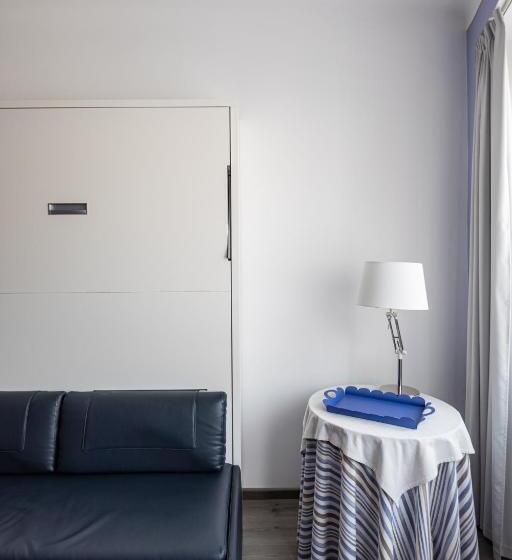 Апартаменты 2 Спальни, Stresa Residence