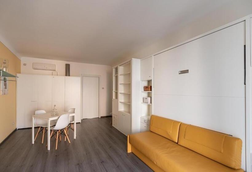 Апартаменты 1 Спальня, Stresa Residence