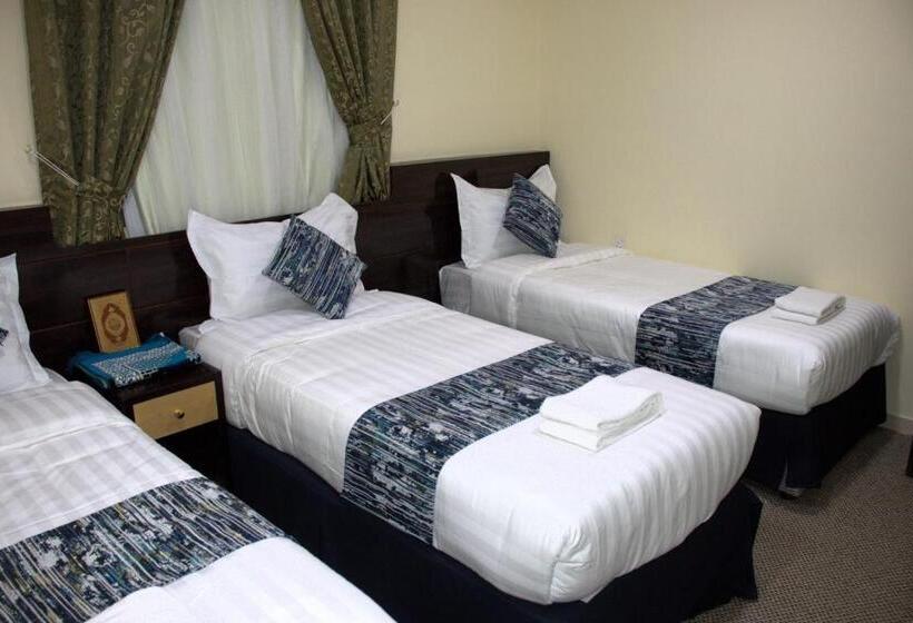 Номер Стандарт Трехместный, Loulouat Al Anood Hotel Makkah Free Shuttle Service