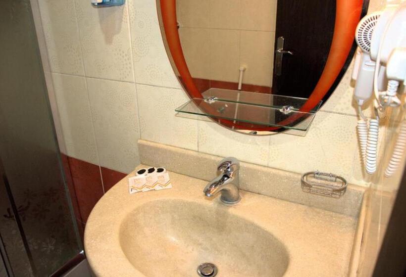 Номер Стандарт, Loulouat Al Anood Hotel Makkah Free Shuttle Service