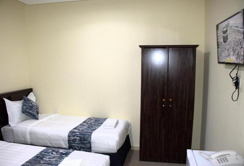 Номер Стандарт, Loulouat Al Anood Hotel Makkah Free Shuttle Service