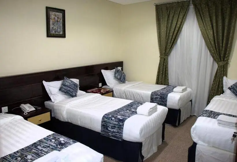 Standard Neljän Hengen Huone, Loulouat Al Anood Hotel Makkah Free Shuttle Service