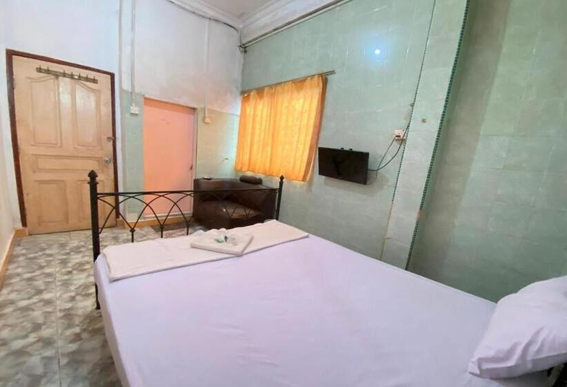 اتاق استاندارد, Oyo 93781 Hotel California 2