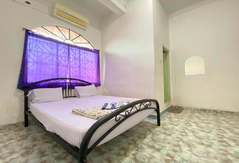 اتاق استاندارد, Oyo 93781 Hotel California 2