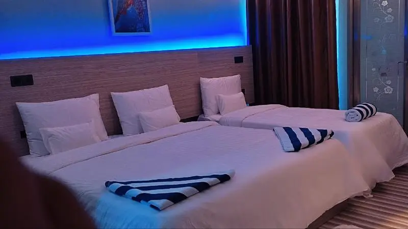 اتاق لوکس سه تخته, Madi Grand Maldives