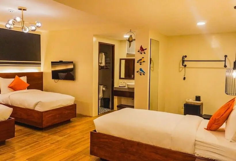 Perhehuone, Unwnd Boutique Hotel Camiguin