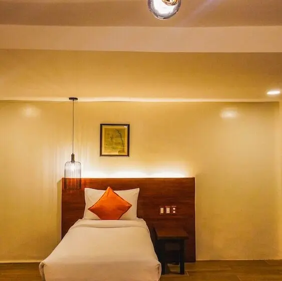 Perhehuone, Unwnd Boutique Hotel Camiguin