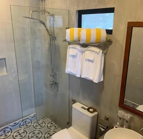 Juniorsviitti, Unwnd Boutique Hotel Camiguin