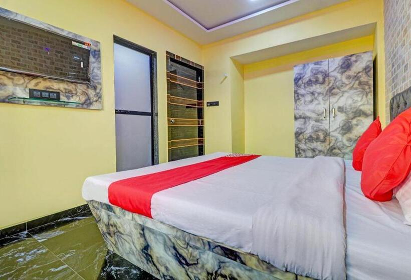 Pokój Trzyosobowy Klasyczny, Kirtiraj Lodging And Boarding