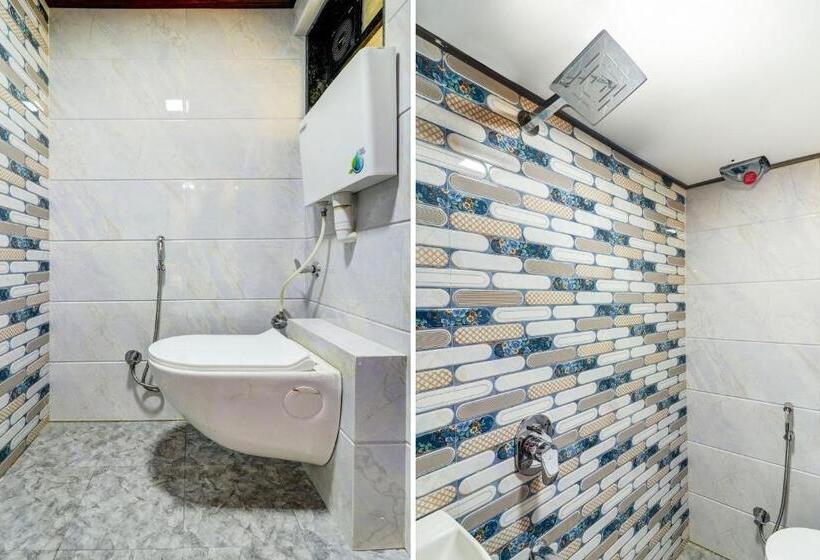 Pokój Deluxe Trzyosobowy, Kirtiraj Lodging And Boarding