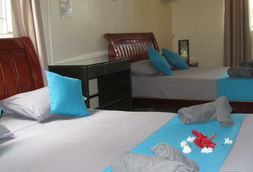 اتاق خانوادگی, Lariad Bnb