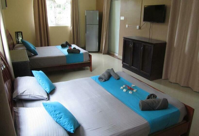 اتاق خانوادگی, Lariad Bnb