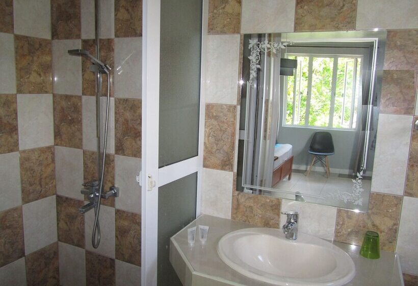 اتاق استاندارد, Lariad Bnb