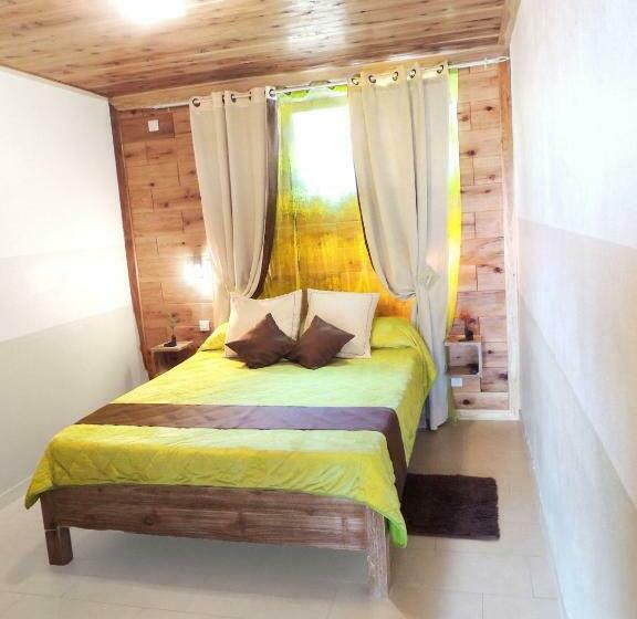 اتاق استاندارد سه نفره, Orky Mel