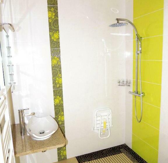 اتاق استاندارد سه نفره, Orky Mel