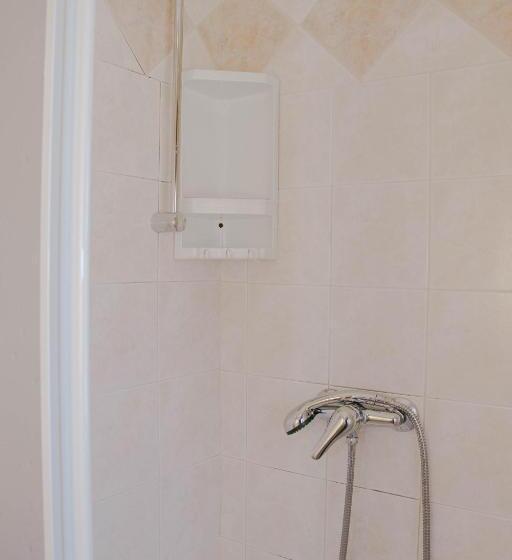 اتاق استاندارد یک نفره, Rooms Pri Lovrižu