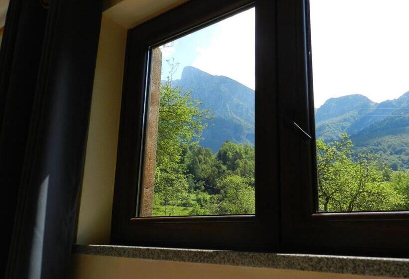 اتاق استاندارد با چشم‌انداز کوهستان, Rooms Pri Lovrižu