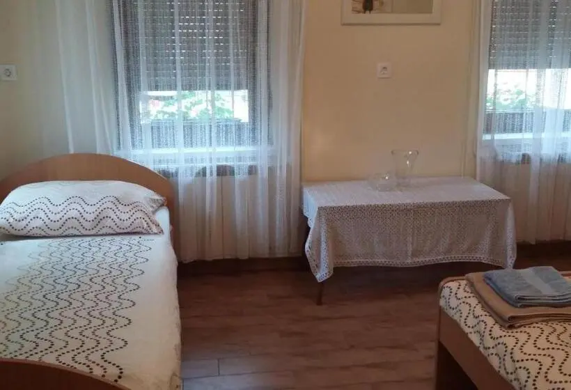 آپارتمان 1 خوابه, Rooms Pri Lovrižu