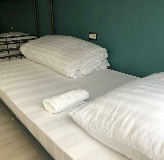 اتاق استاندارد چهار تخته, Hostel Sleeping Beauty