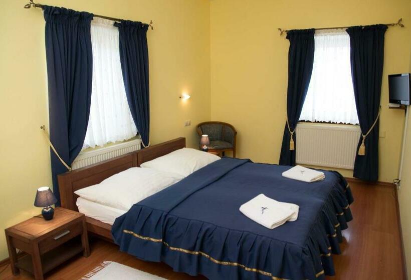 Номер Стандарт Трехместный, Amalia