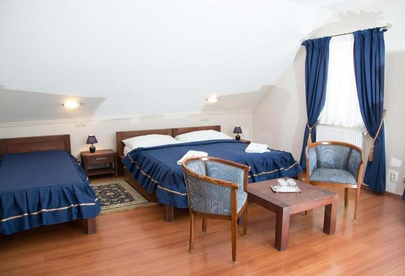 Четырехместный Номер Стандарт, Amalia