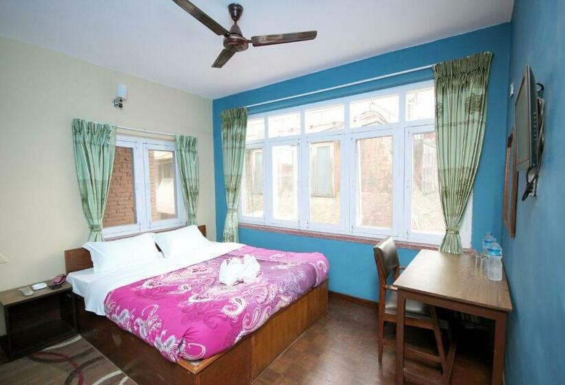 اتاق استاندارد, Backpackers Inn