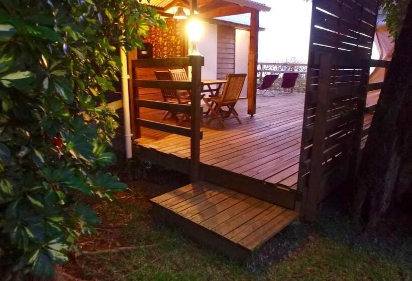 חדר סטנדרט, Bubble Dome Village