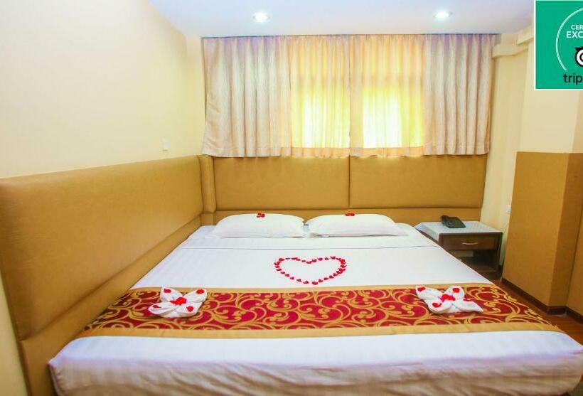 Standard Room, Grace Treasure