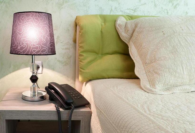 اتاق استاندارد, Green Center Gili