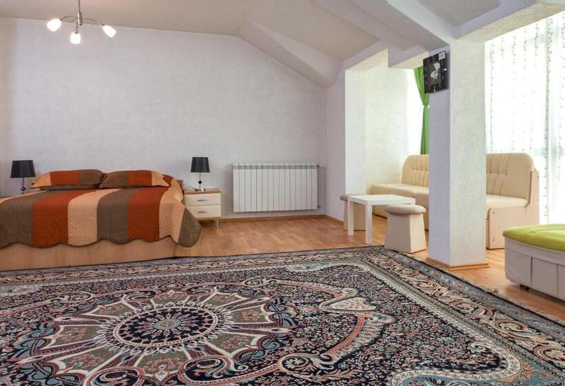 آپارتمان 1 خوابه با تراس, Green Center Gili