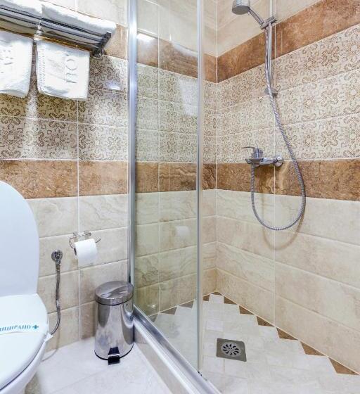 اتاق لوکس خانوادگی, Green Center Gili