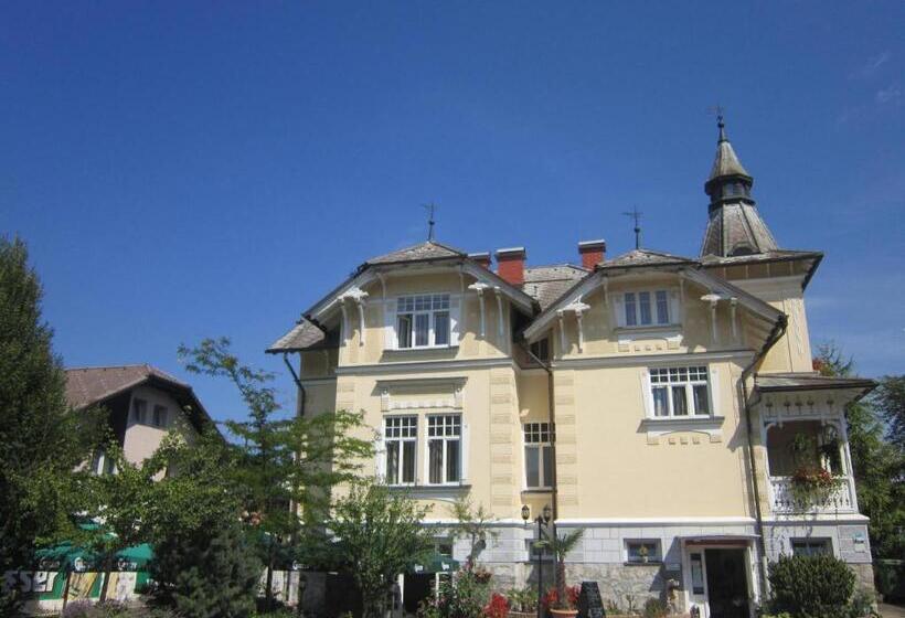 اتاق لوکس, Guest House Veronika