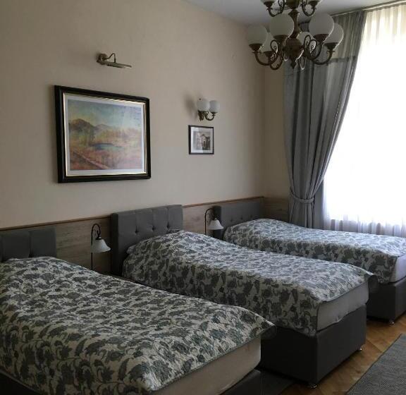 اتاق لوکس, Guest House Veronika