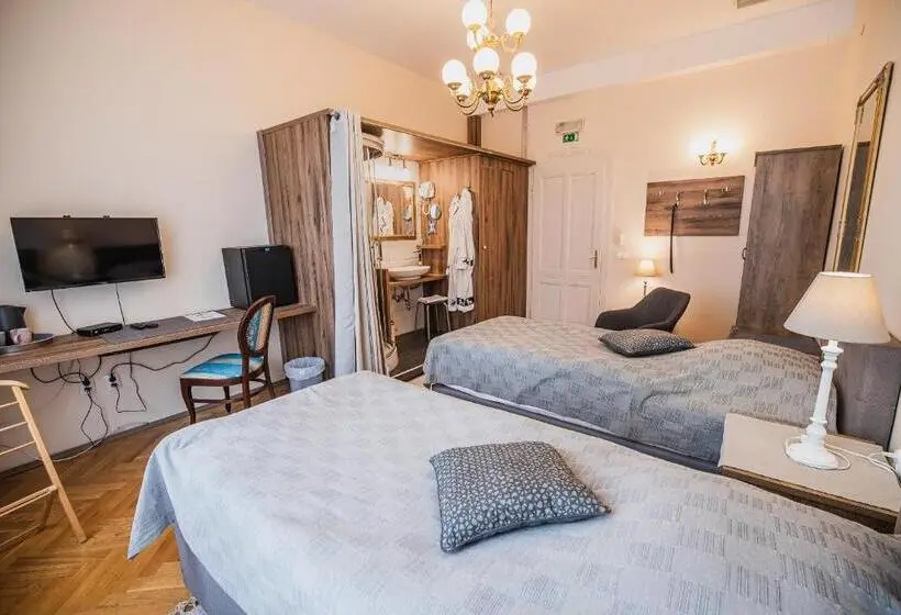 اتاق لوکس, Guest House Veronika