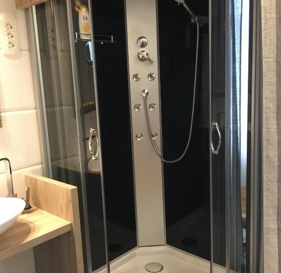 اتاق لوکس, Guest House Veronika