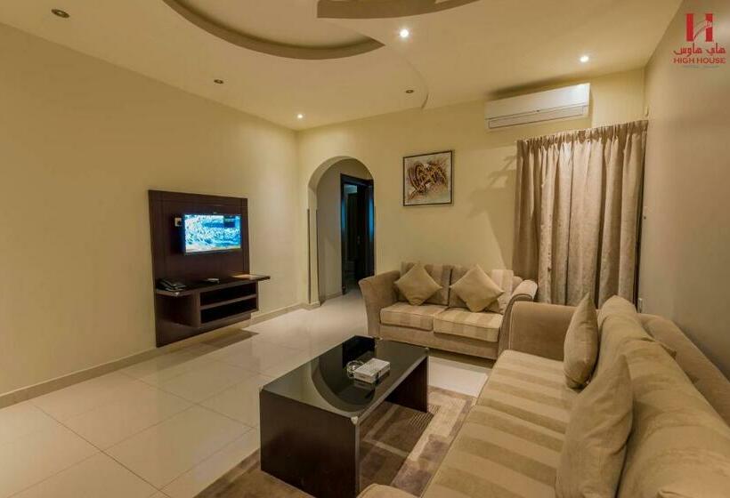 침실 2개 아파트, High House