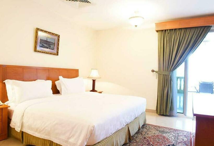 سوییت جونیور با چشمانداز دریا, Karan Sharq For Hotel Apartment