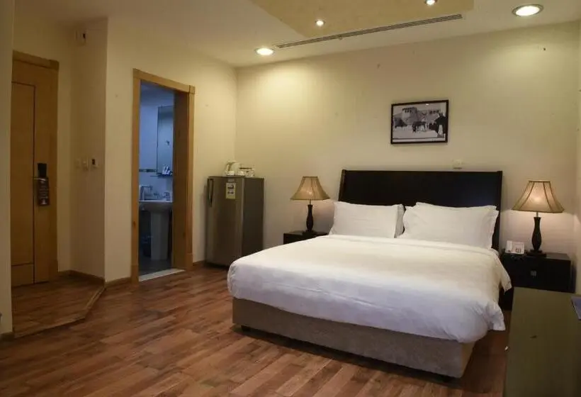 スタンダードスタジオ, Karan Sharq For Hotel Apartment